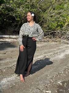 Tops: VAILOA DOLMAN BUTTON TOP TT168 BLACK