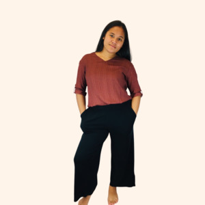 Tops: Ladies V-Neck Top TT129 Timu
