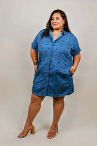 Savili Collection: SAVILI WOMEN BUTTON DRESS LSD01