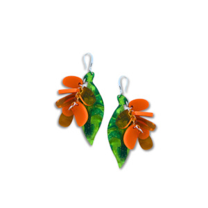 Creative Natives: Karaka Mixed Kākano Glitter Swirl Leaf