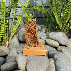 Rakau Wood: Small Waka Taurapa