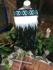 Korowai Cloak Tamariki Children: Turquoise Coque White Hen