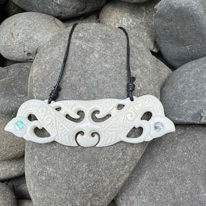 Taonga Jewellery: Manaia Breastplate