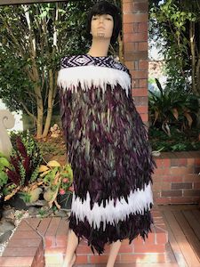 Korowai Cloak Adult: Purple Coque And White Hen