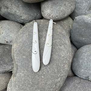 Taonga Jewellery Earrings: Bone Earrings