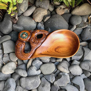 Rakau Wood Manaia Guardian: Manaia Bowl
