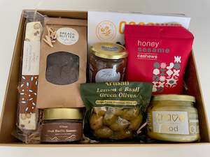 Gift Boxes For All Occasions: A Medium Gourmet Gift Box - 1