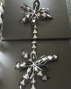 Gift Boxes For All Occasions: A Black Gift Box - Large (Fill with your own selection of products)