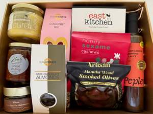 A Medium Gourmet Gift Box - 1