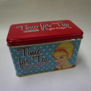 Products: Time for tea tin – filled with 40 English Breakfast Tea Bags – Tastes of the UK