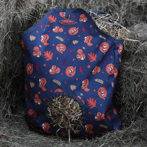 Stable Equipment: Weatherbeeta Squirrel Hay Bag