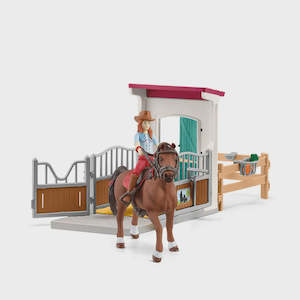 Schleich Horse Box with Horse Club Hannah & Cayenne
