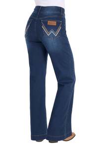 Rider Wear: Wrangler Women's Chloe High Rise Wide Leg Jean