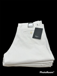 Trousers: Benito Lino