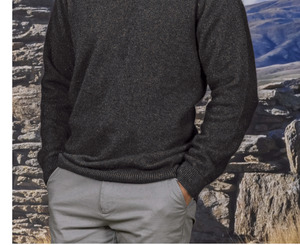 Knitwear: Moraine Vee