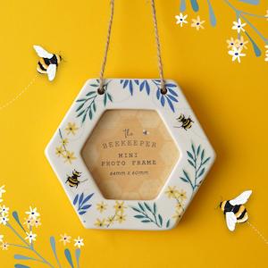 Cameras Photos: The Beekeeper Mini Ceramic Hanging Photo Frame