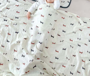Nursery Collection Baby: Double Layer Baby Muslin Swaddle Blanket - Dachshund Puppy 120x120cm