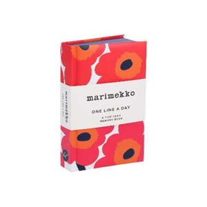 Marimekko One Line a Day: A Five-Year Memory Book (Red Unikko)