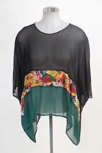 Juna: Juna Banded T  - Black Forrest