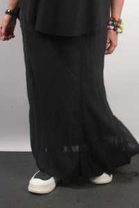 Under 200: TCD Stella Skirt -Black