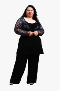 Under 200: Gorjis Blair Top - Navy