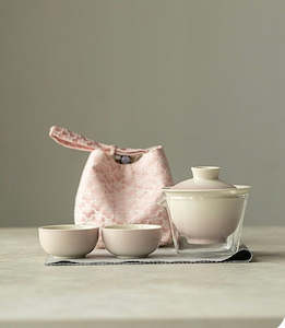Frontpage: Handmade Portable Ceramic Travel Tea Set