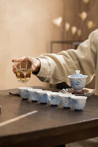 Gaiwan: Gift box full set of hand-painted tea sets, blue and flower ink dyeing Bamboo