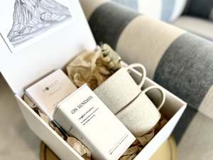 Seasonal Gift Box