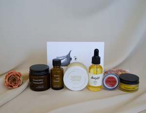 Giftboxes: Tea and Tonic Deluxe Face Gift Box