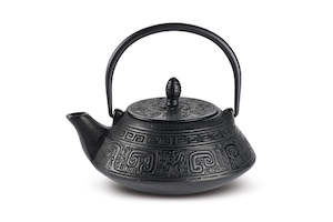 Cast Iron: Sanpai Cast Iron Teapot