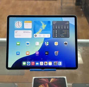 Products: Apple iPad Air M2 (2024),13-Inch 128GB (Refurbished: Excellent Condition) – Techlord Technology