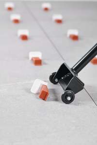 All: RAIMONDI - CLIPDOZER MK2 Levelling Clip Removal Tool