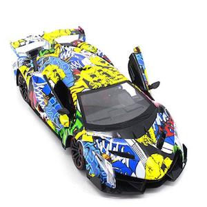 Large RC Grafitti Racing Car 1:10