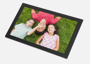 Home Living: Digital Photo Frame