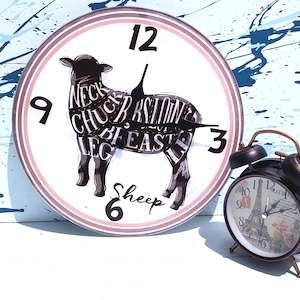 Wall Clock Glass -Sheep /  TC100