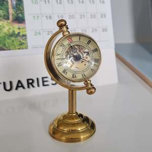 Spinning Globe Desk Pocket Watch TW91