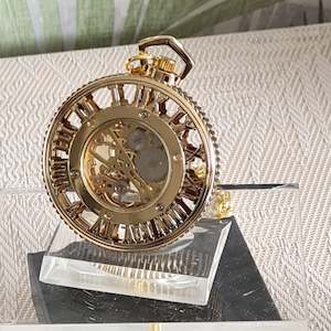 Pocket Watches Mechanical Watches: Pocket Watch Mechanical fancy cutout design TW122g