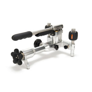 Pressure Measurement: Additel 917 Pneumatic Pressure Pump