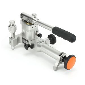 Pressure Measurement: Additel 914A Pneumatic Pressure Pump