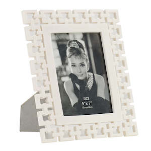Frames: Photo  Frame | White 5x7