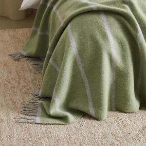 Hellister Throw | Meadow