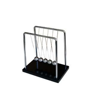 Home Decor: Newtons Cradle