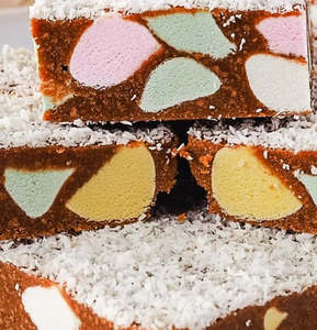 Frontpage: Mrs Higgins Lolly Slices 28pk