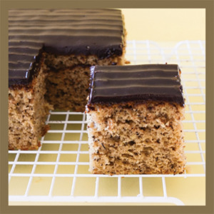Original Foods Goofy Banana Slab Cake 3.2kg