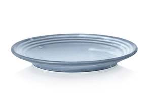 Home & Garden: Wave Plate - Piha (select for sizing options) 4 Pack