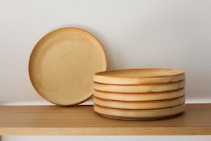 Plates: Studio Scandi 24cm Plate - Cinnamon Glaze