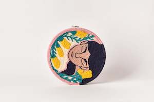 Nz Designed: Wāhine Tekau