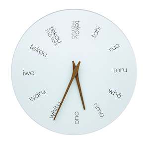 Unique Gift Ideas: Te Reo Clock