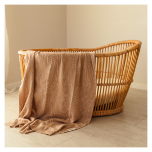 Manaaki Onepū Pēpi Knitted Blanket