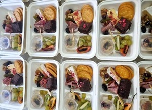 Products: Hiakai lunchbox